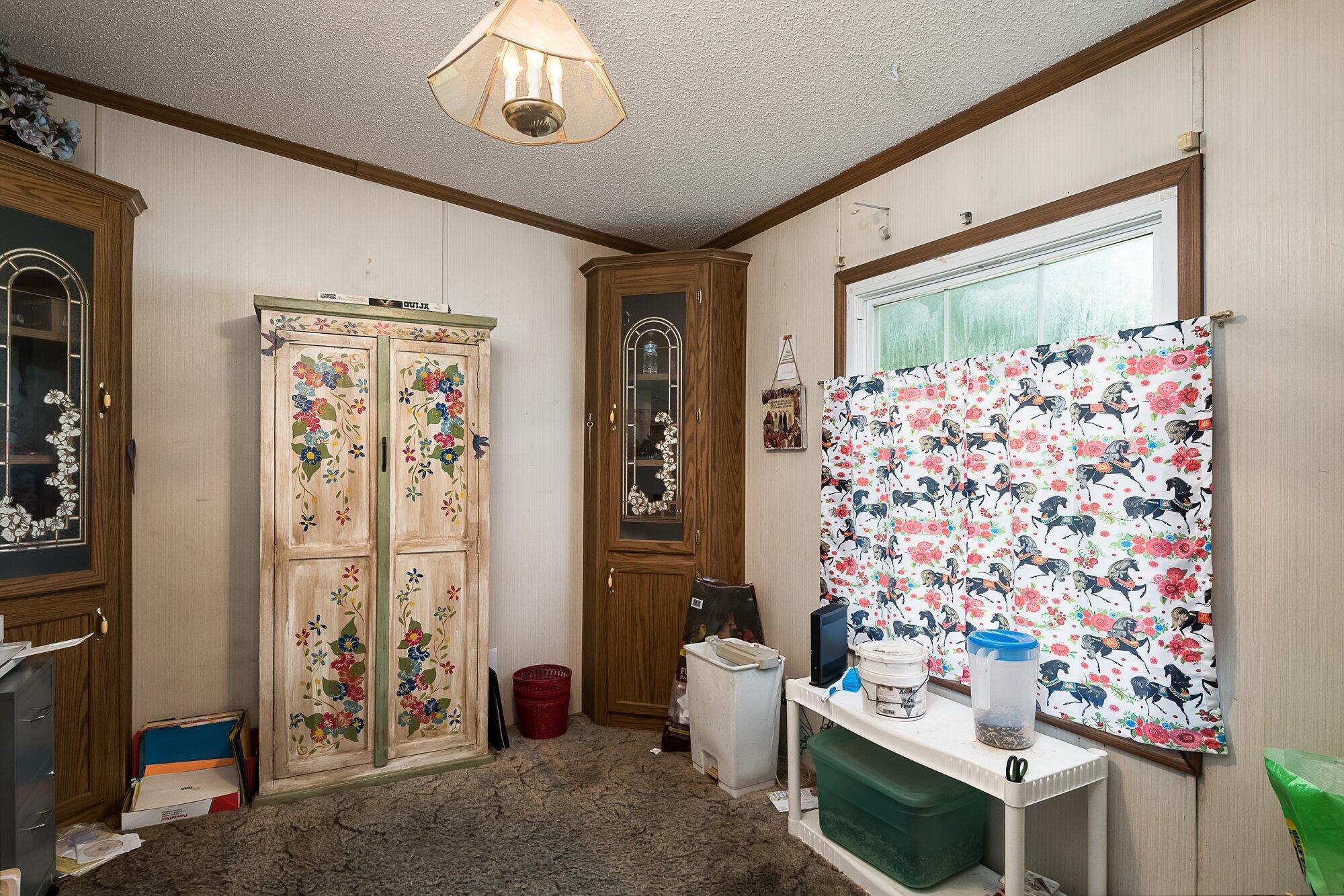 6161 Ashgrove Road Nicholasville, KY 40356 - Photo 13 of 31 011-6161_ashgrove_rd_8_3_21-highrez.jpg-
