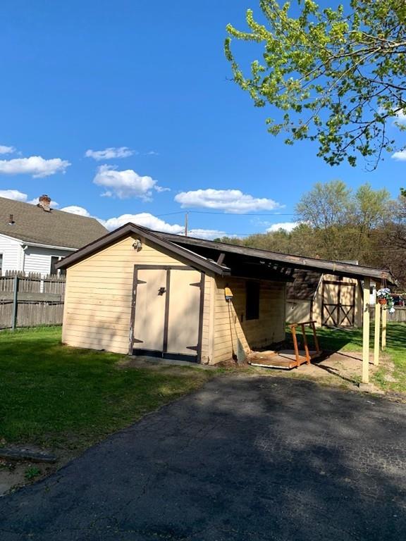 23 Rochester Street Chicopee, MA 01020 - Photo 9 of 13 Gallery Image 9