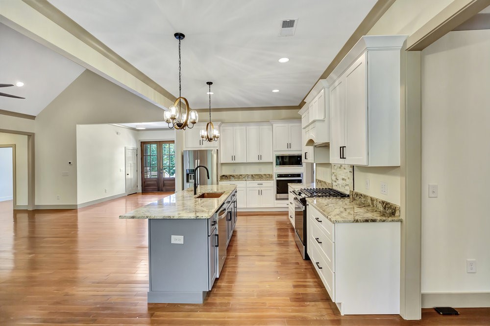 909 Falling Waters Lane Seneca, SC 29672 - Photo 22 of 50 Gallery Image 22