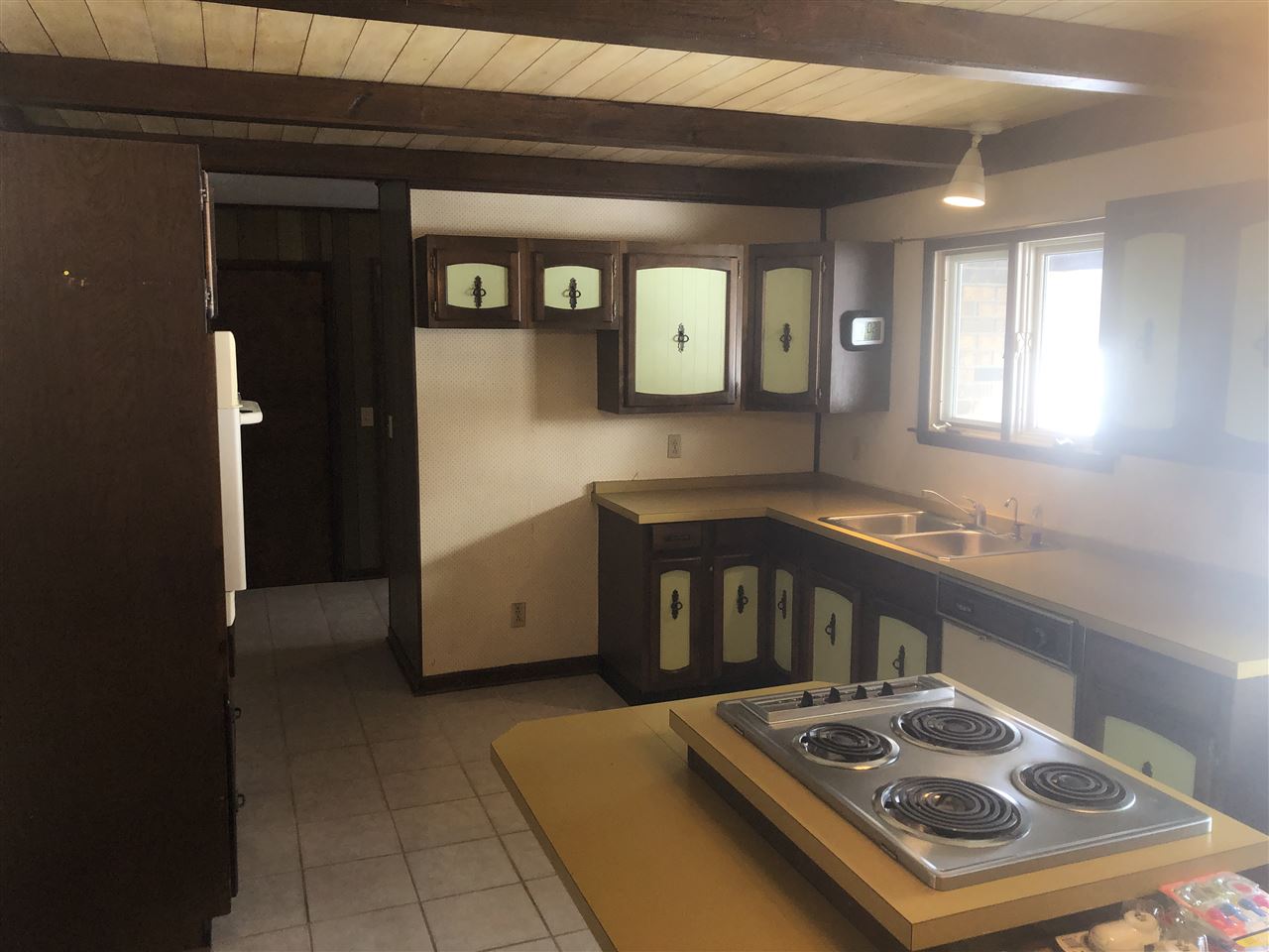 31371569-5.JPG