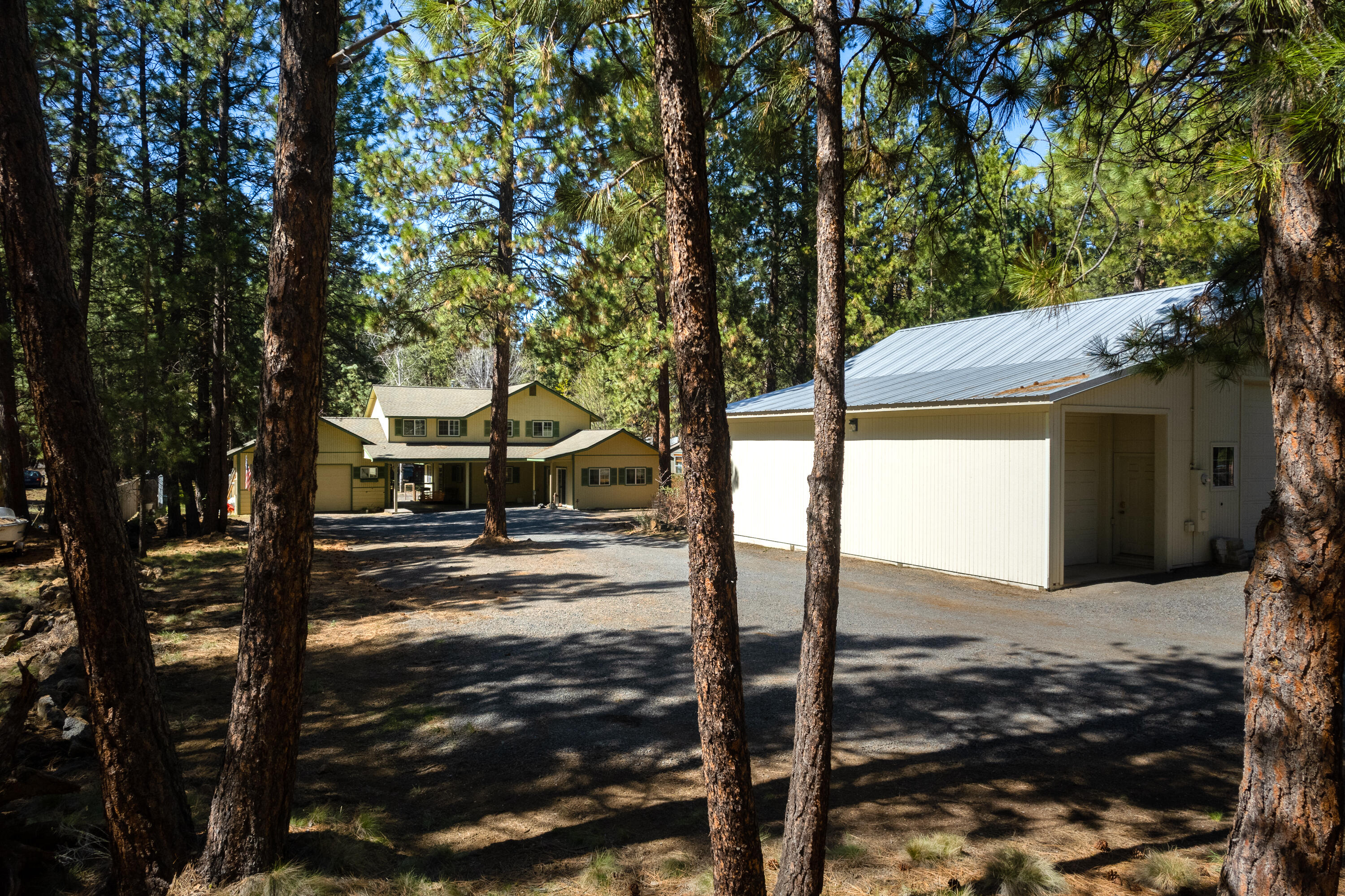 60195 Agate Road Bend, OR 97702 - Photo 2 of 37 60195 Agate Rd 1 of 33