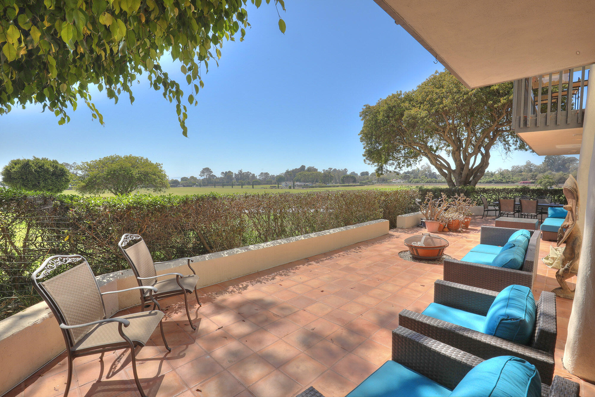 3375 Foothill Road, Unit 1114 Carpinteria, CA 93013 - Photo 14 of 18 3375 Foothill Road #1114