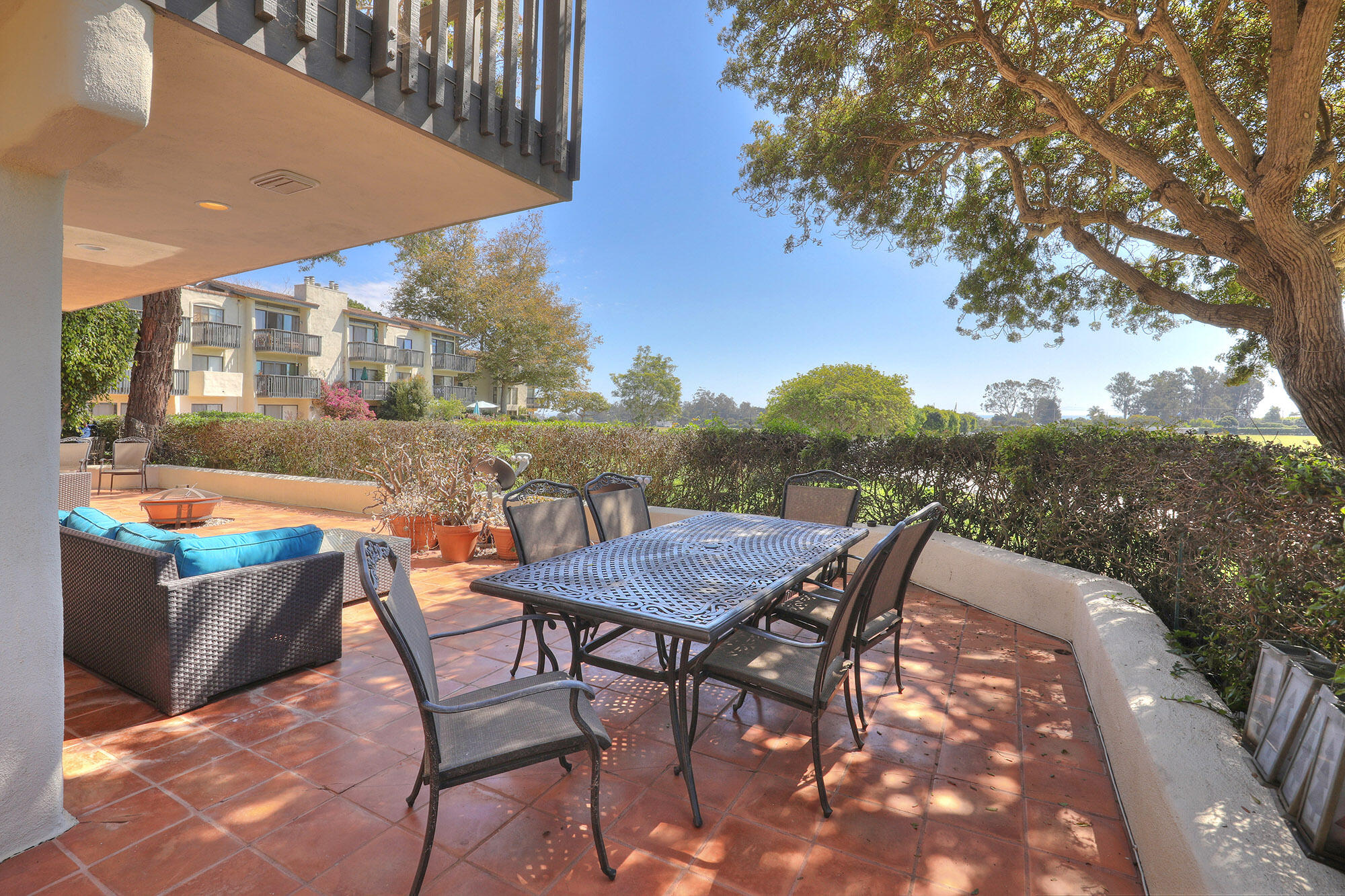 3375 Foothill Road, Unit 1114 Carpinteria, CA 93013 - Photo 16 of 18 3375 Foothill Road #1114