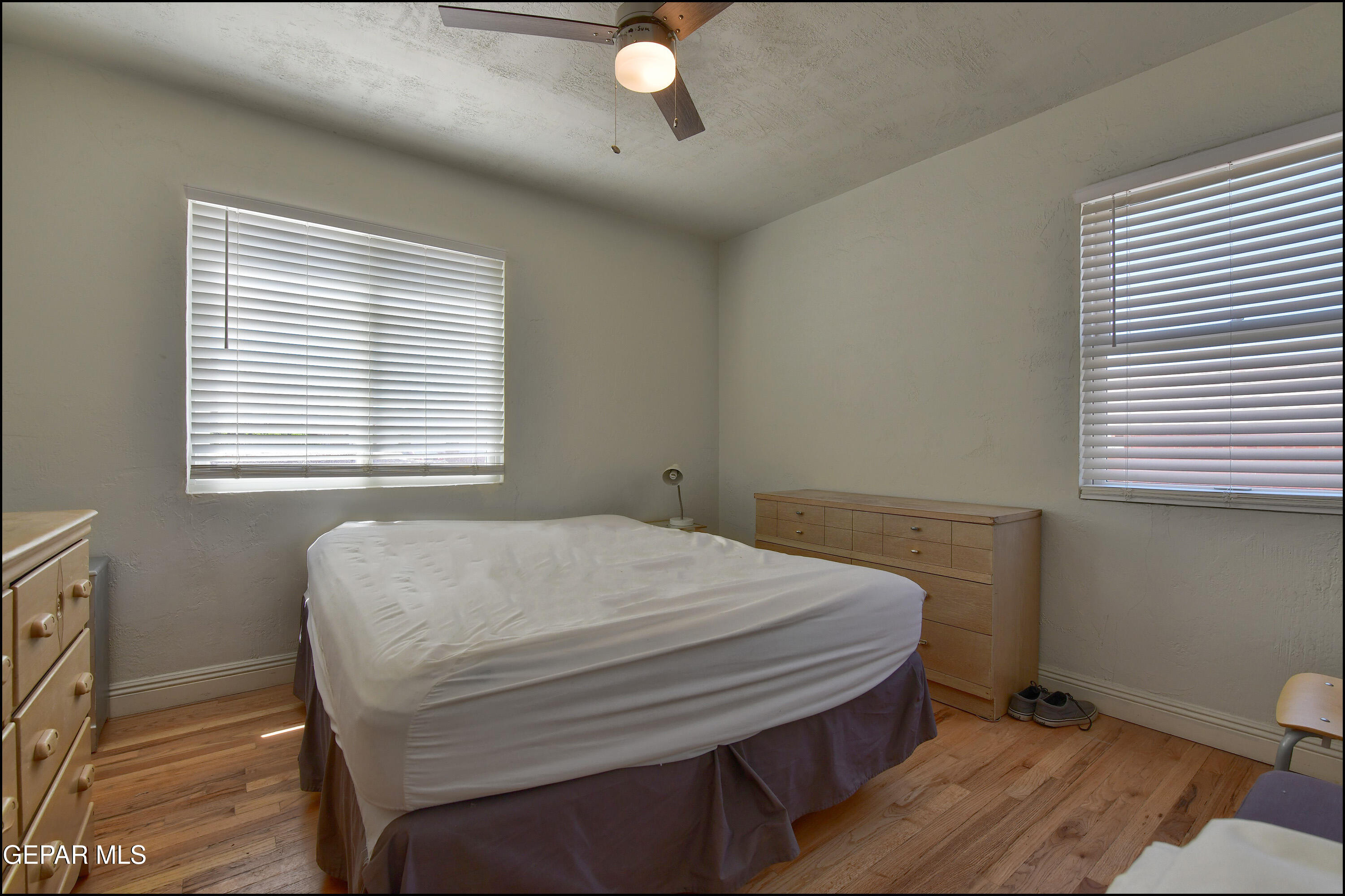5107 Raymond Jays Road El Paso, TX 79903 - Photo 12 of 35 23