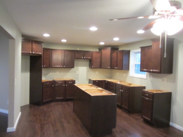 8304 149th Street West Taylor Ridge, IL 61284 - Photo 3 of 24