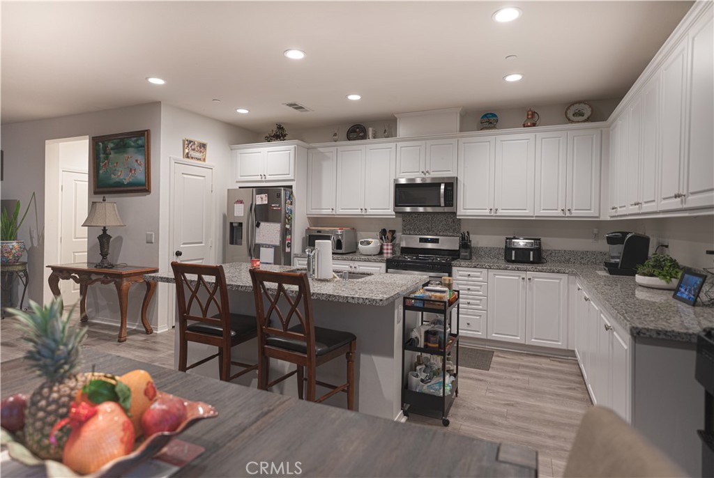 4100 South Bodega Way, Unit 20 Ontario, CA 91761 - Photo 11 of 30