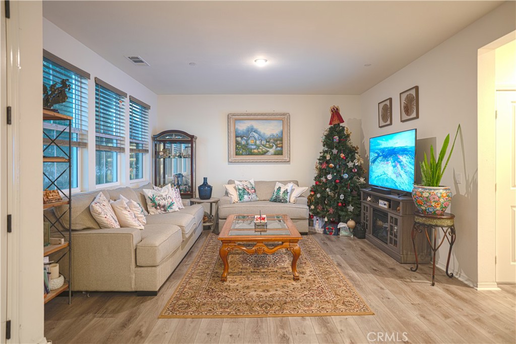 4100 South Bodega Way, Unit 20 Ontario, CA 91761 - Photo 8 of 30