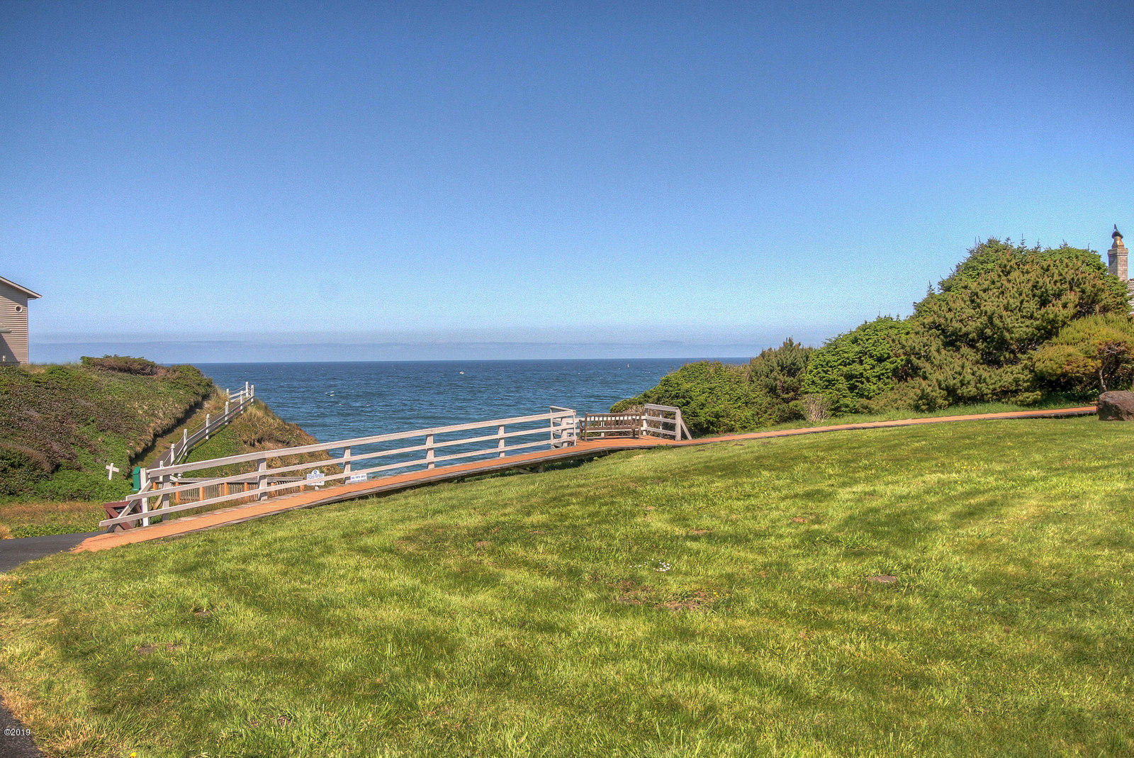 55 Gull Station Depoe Bay, OR 97341 - Photo 40 of 44 Common area