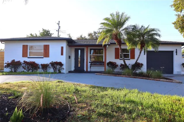 $574,750 | 3530 25th Avenue North, St. Petersburg, FL 33713