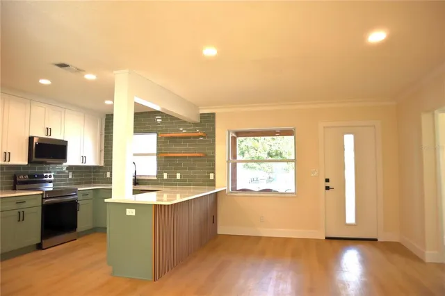 $574,750 | 3530 25th Avenue North, St. Petersburg, FL 33713