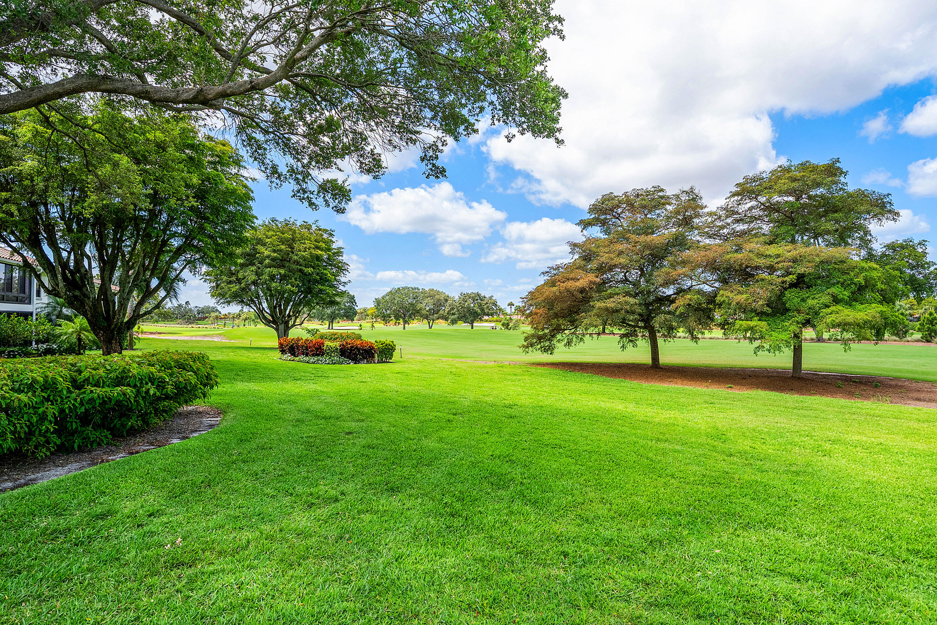 10111 Quail Covey Road, Unit HIBISCUS N Boynton Beach, FL 33436 - Photo 36 of 50 Golf