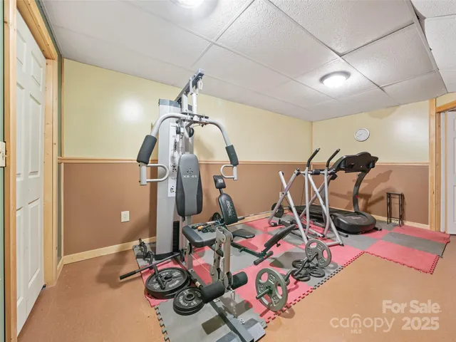 $369,999 | 282 Sourwood Drive, Spruce Pine, NC 28777