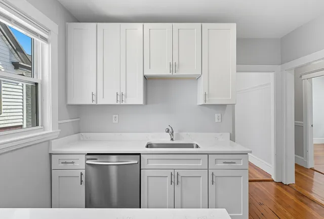 $3,000 | 39 Edison Green, Unit 3, Boston, MA 02125