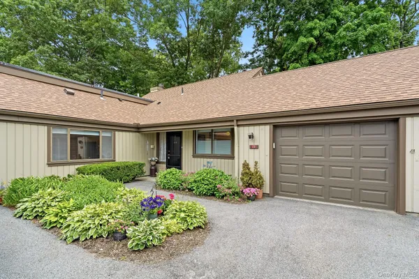 $780,000 | 103 Heritage Hills, Unit B, Somers, NY 10589