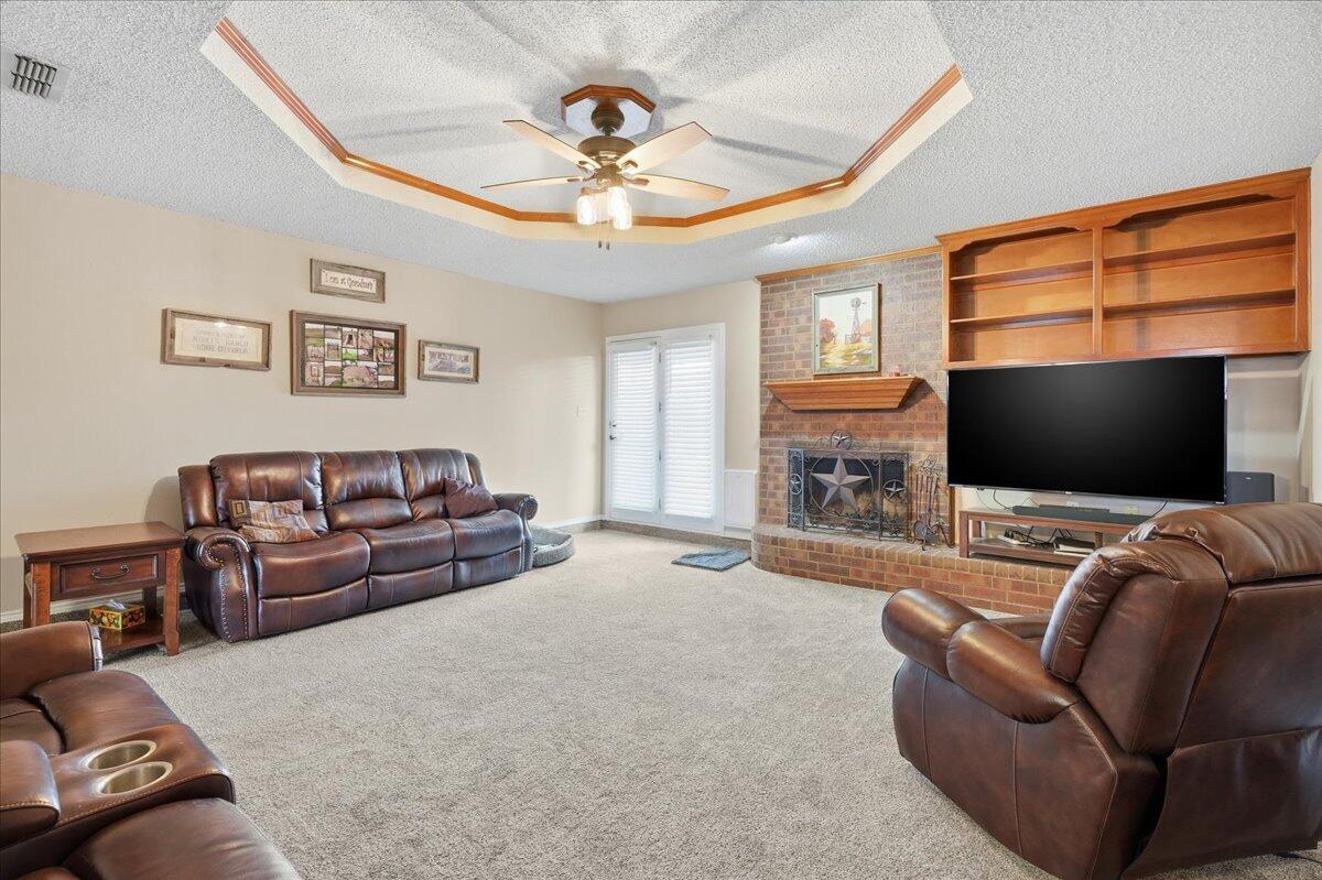 5905 72nd Street Lubbock, TX 79424 - Photo 5 of 32 05-nmja-5