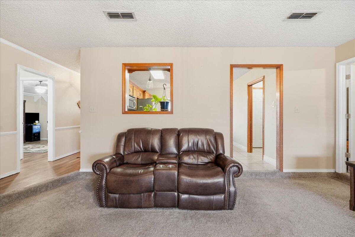 5905 72nd Street Lubbock, TX 79424 - Photo 8 of 32 08-nmja-8