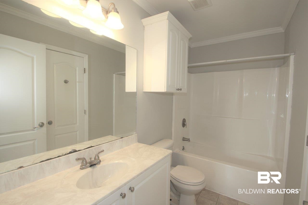 10491 Taylor Woods Loop Wilmer, AL 36587 - Photo 12 of 18