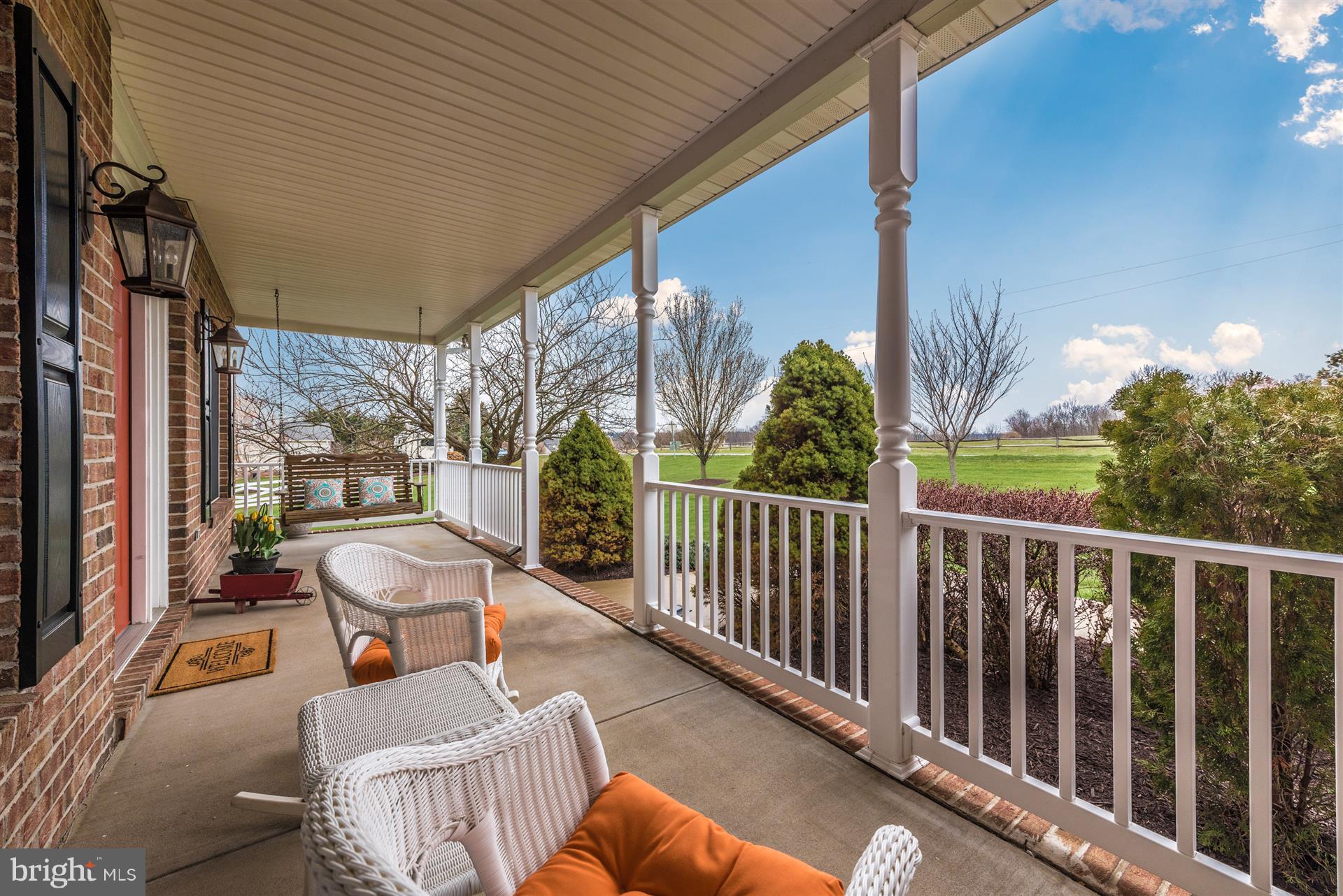 Enjoy quiet Country Living!
