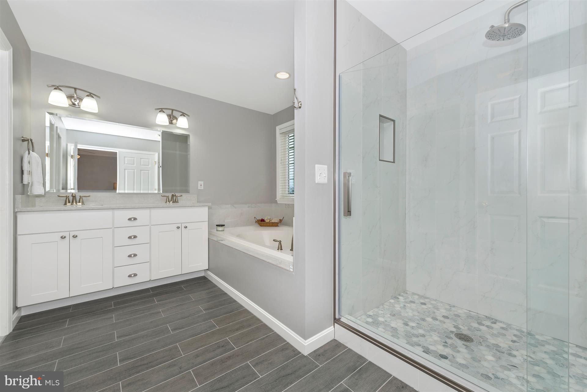 14758 Shirley Bohn Road Mount Airy, MD 21771 - Photo 16 of 30 Gorgeous Newly Renovated Owner's Bath!
