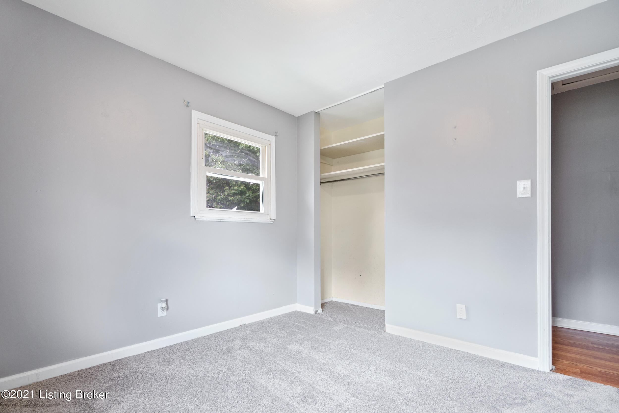 5009 Red Fern Road Louisville, KY 40218 - Photo 23 of 45 5009 Red Fern Road-32