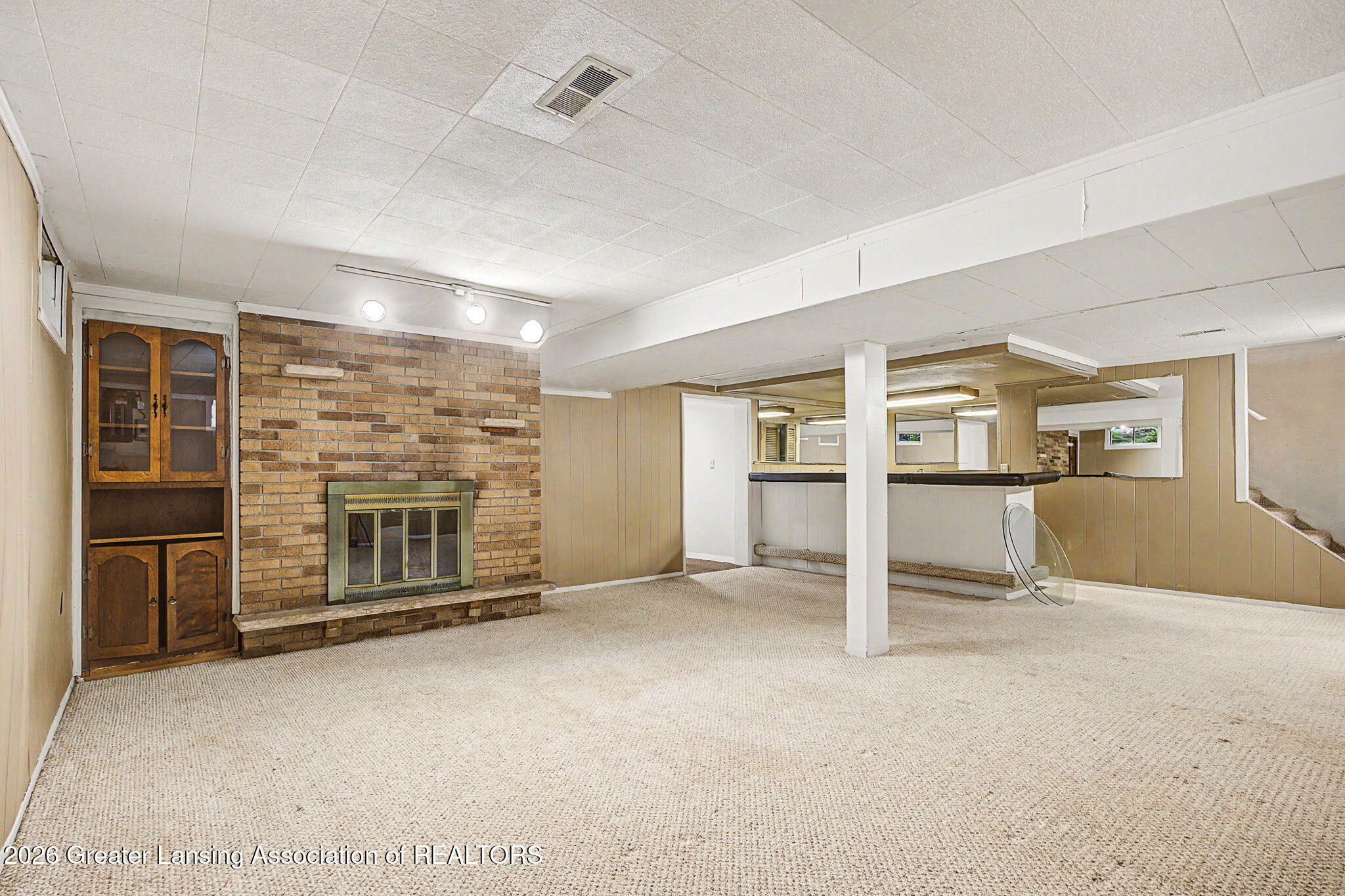 2602 Bedford Road Lansing, MI 48911 - Photo 27 of 40 31-web-or-mls-CQ1A9916
