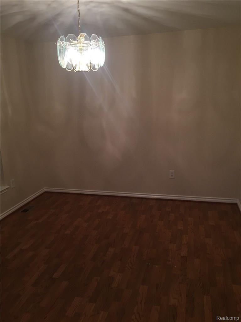 3773 Crooks Road Rochester, MI 48309 - Photo 3 of 28 Formal Dining