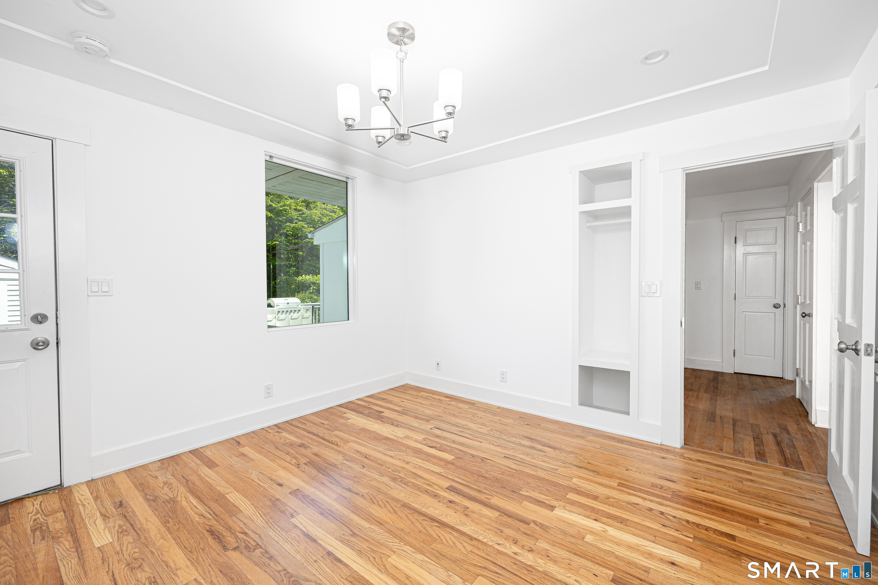 18 Cook Road Stamford, CT 06902 - Photo 17 of 36