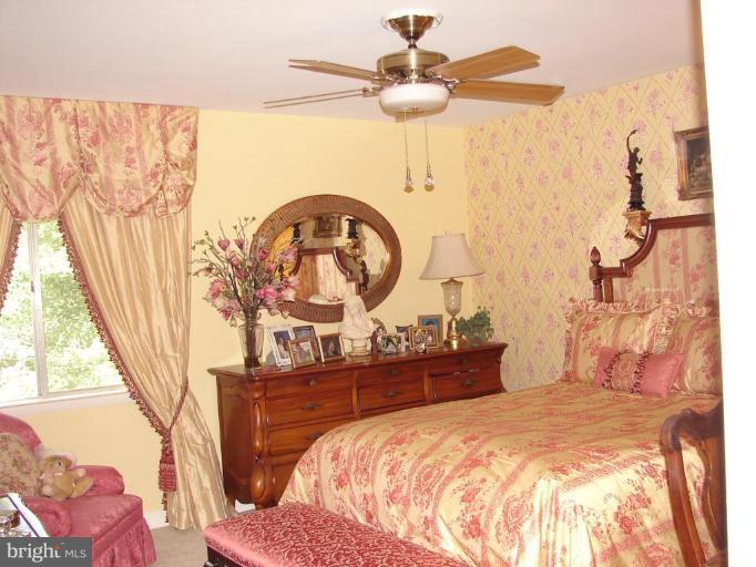 11605 Vantage Hill Road, Unit 21C Reston, VA 20190 - Photo 24 of 26 Master Bedroom