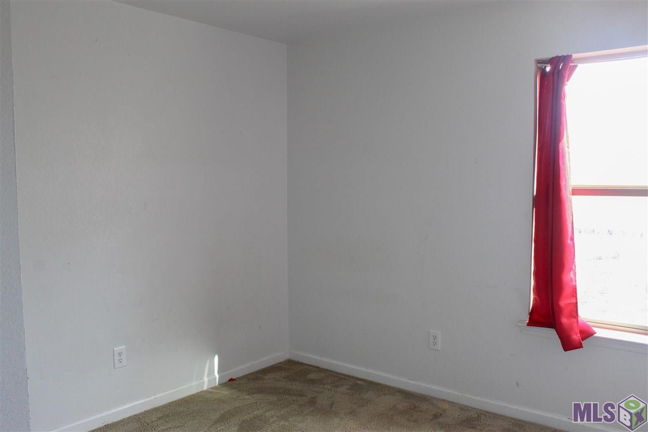 26245 Bobby Gill Road Denham Springs, LA 70726 - Photo 10 of 13 Bedroom 2