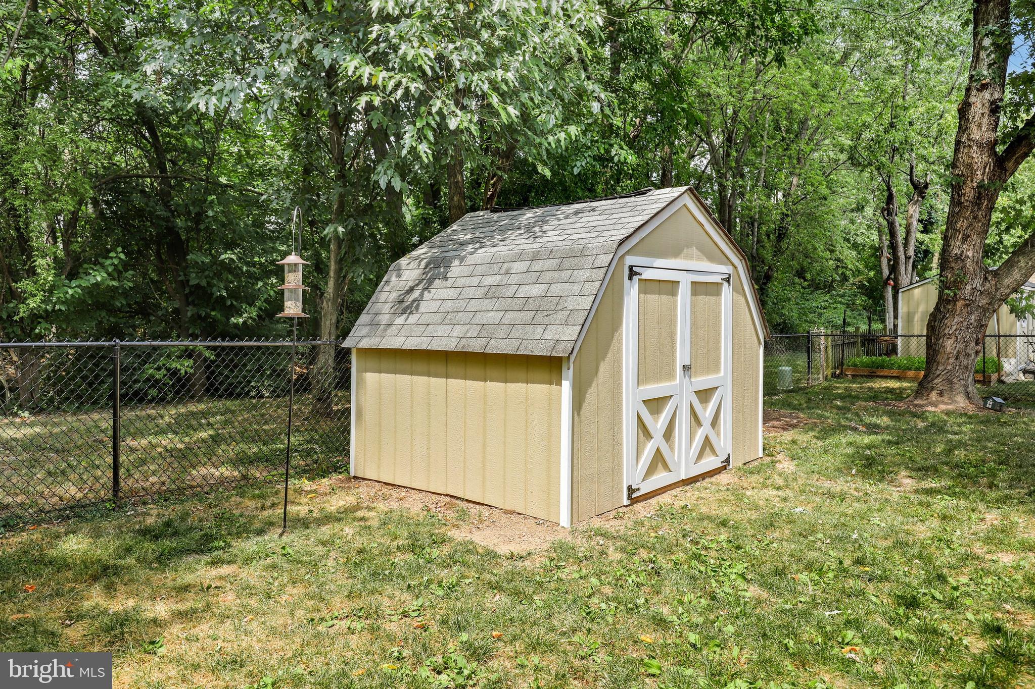 119 North Kennedy Road Sterling, VA 20164 - Photo 31 of 35 Gallery Image 31