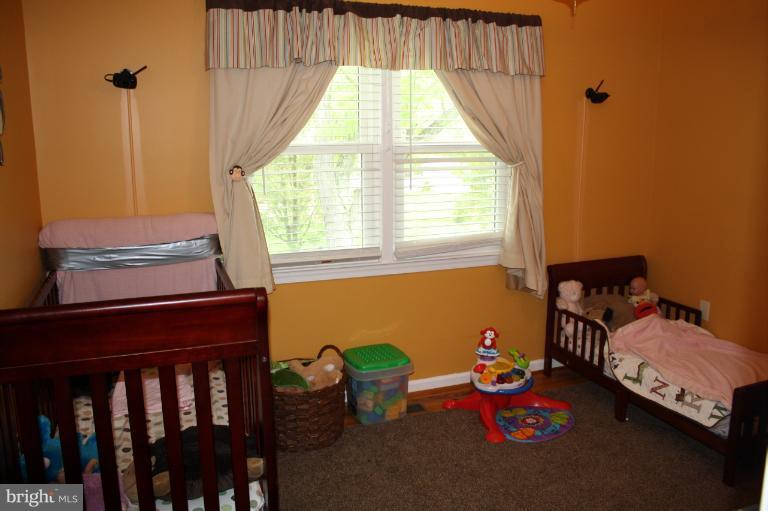 931 Starbit Road Towson, MD 21286 - Photo 1 of 29 Bedroom