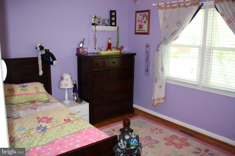931 Starbit Road Towson, MD 21286 - Photo 13 of 29 Bedroom
