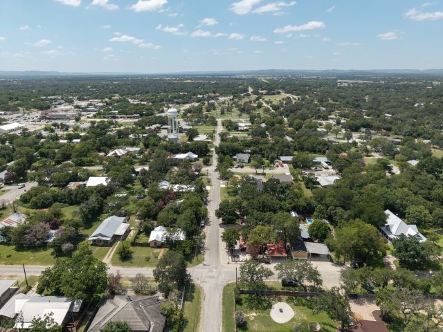 702 14th Street Bandera, TX 78003 - Photo 40 of 40
