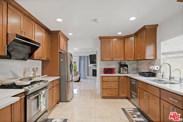 $1,249,000 | 15213 Daphne Avenue, Gardena, CA 90249