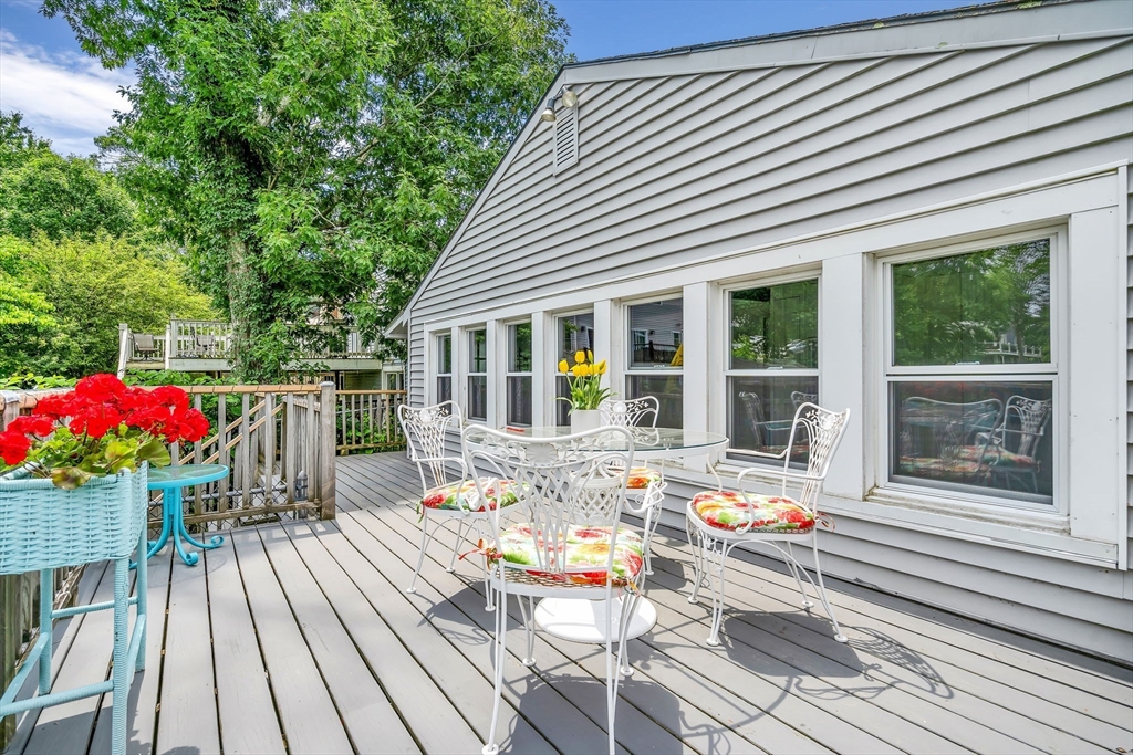 55 Amory Road Marlborough, MA 01752 - Photo 4 of 41 Gallery Image 4