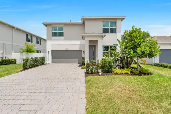 $695,000 | 4506 Catalina Way, Lake Worth, FL 33463