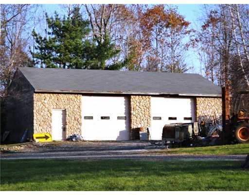 461 East Hebron Road Turner, ME 04282 - Photo 14 of 17 Parking Lot/Garage.