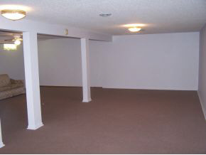 1233 Rochester Boulevard Rochester, IN 46975 - Photo 4 of 4