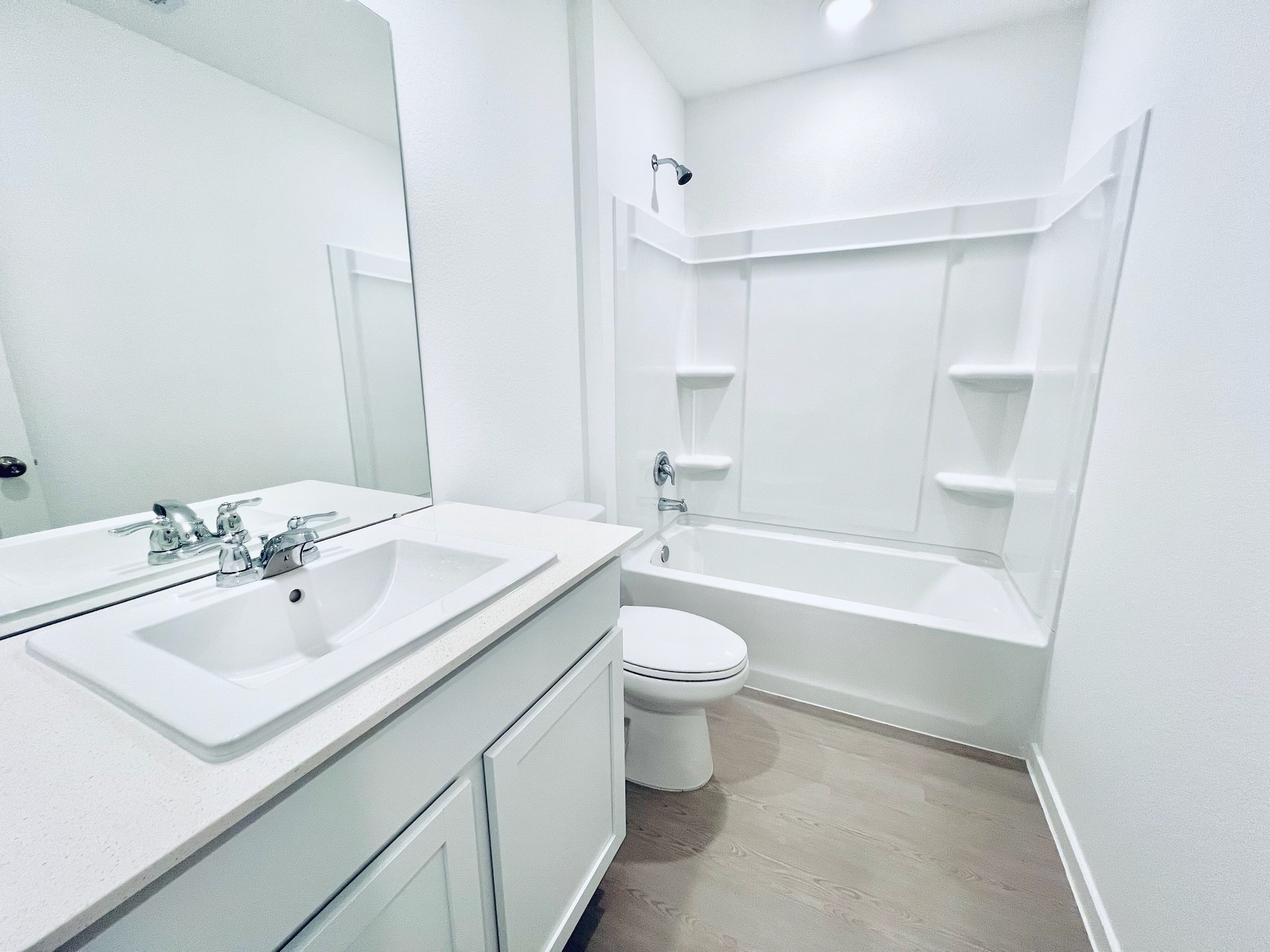 1359 Diamond Carnation Drive Conroe, TX 77301 - Photo 10 of 14 Secondary Bath