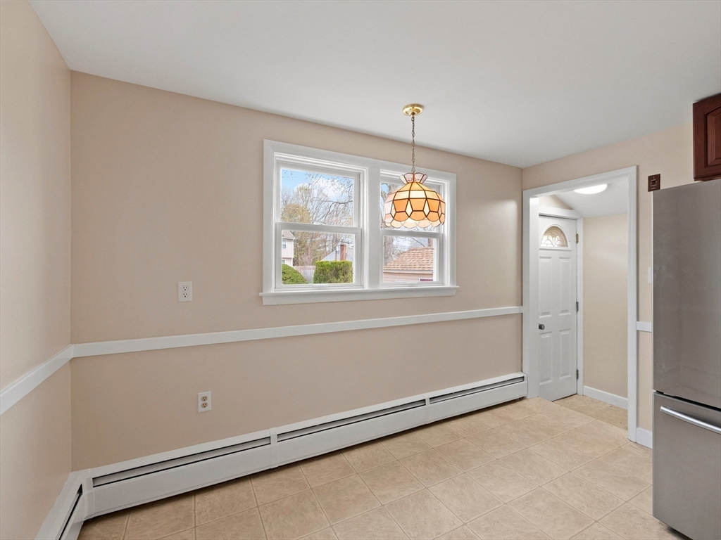 26 Millbrook Road Beverly, MA 01915 - Photo 8 of 42 Gallery Image 8