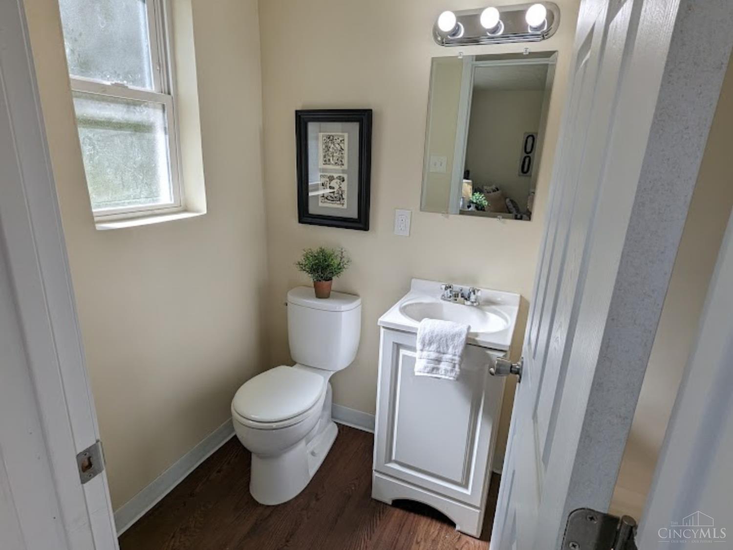 7751 Reading Road Cincinnati, OH 45237 - Photo 12 of 15