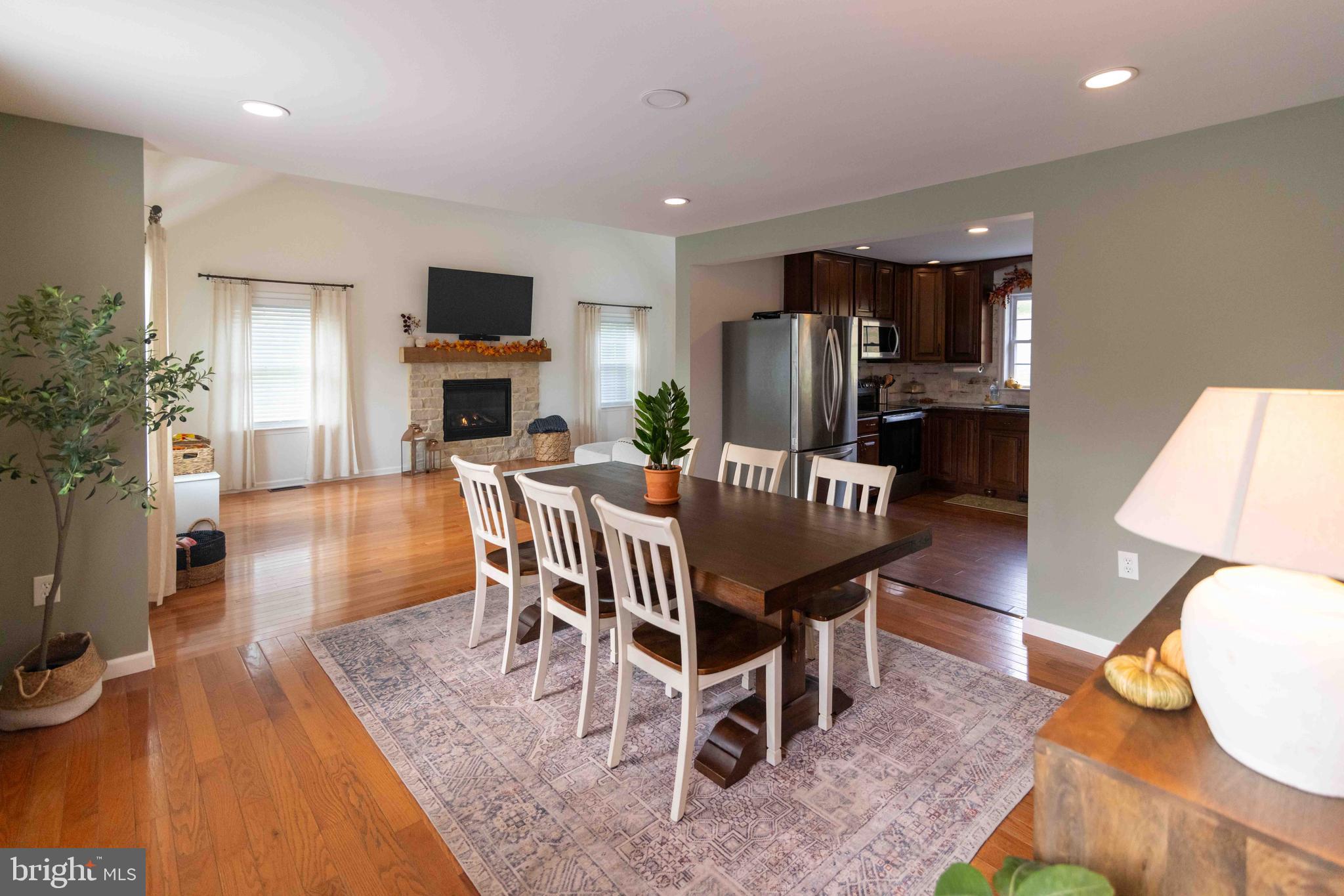 151 South Sandy Hill Road Coatesville, PA 19320 - Photo 17 of 91 Formal Dining