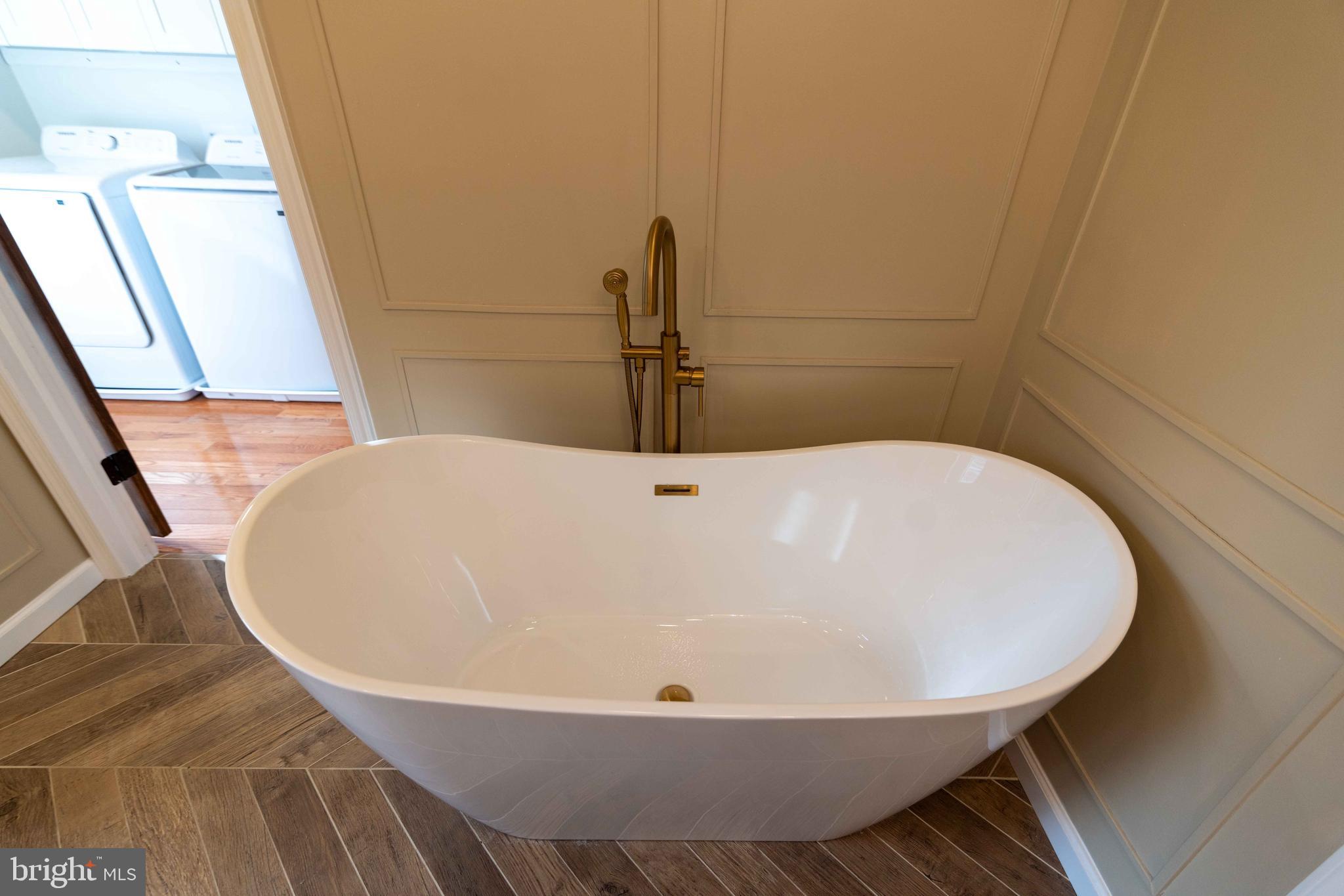 151 South Sandy Hill Road Coatesville, PA 19320 - Photo 30 of 91 Soaking tub