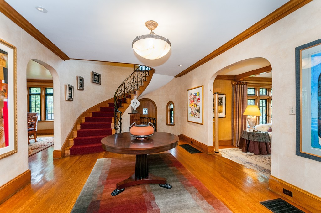 6 Ellis Road Newton, MA 02465 - Photo 2 of 26