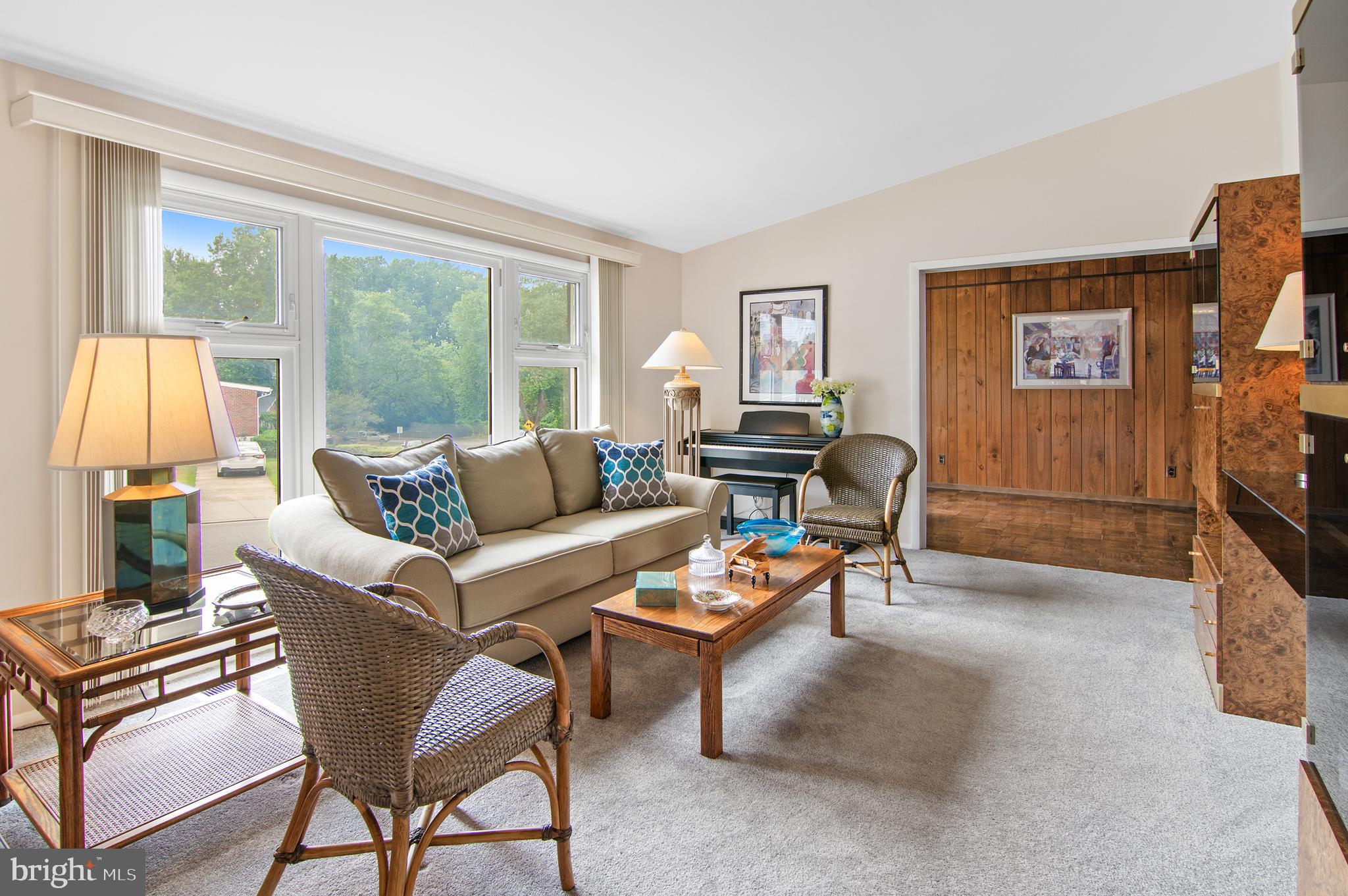6815 Maurleen Road Baltimore, MD 21209 - Photo 3 of 18 Gallery Image 3