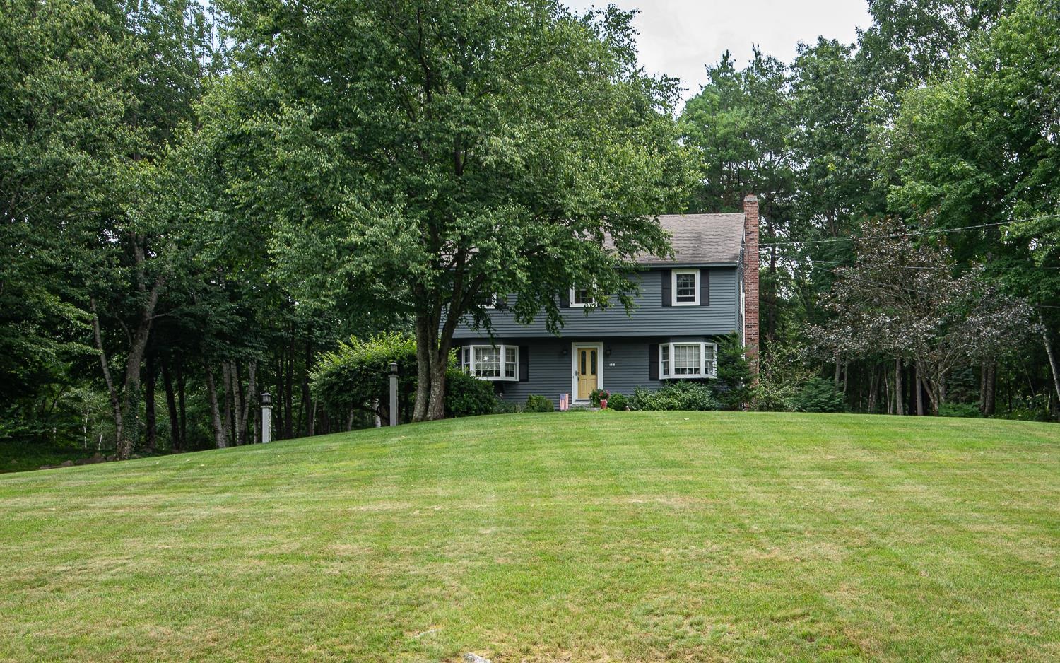 156 Buttrick Road Hampstead, NH 03841 - Photo 1 of 39