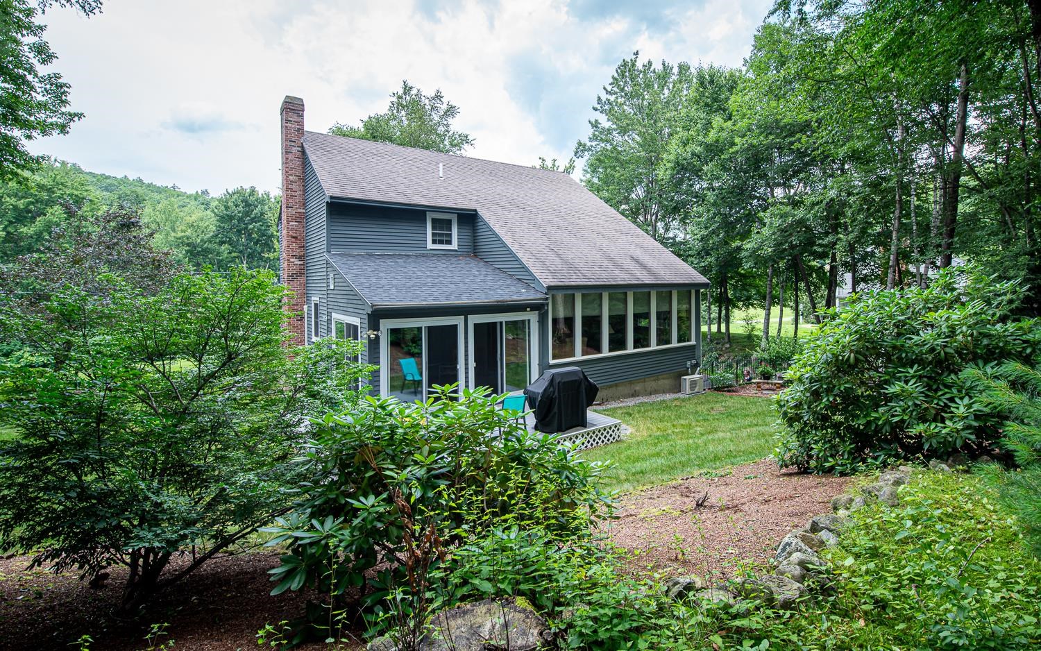 156 Buttrick Road Hampstead, NH 03841 - Photo 3 of 39