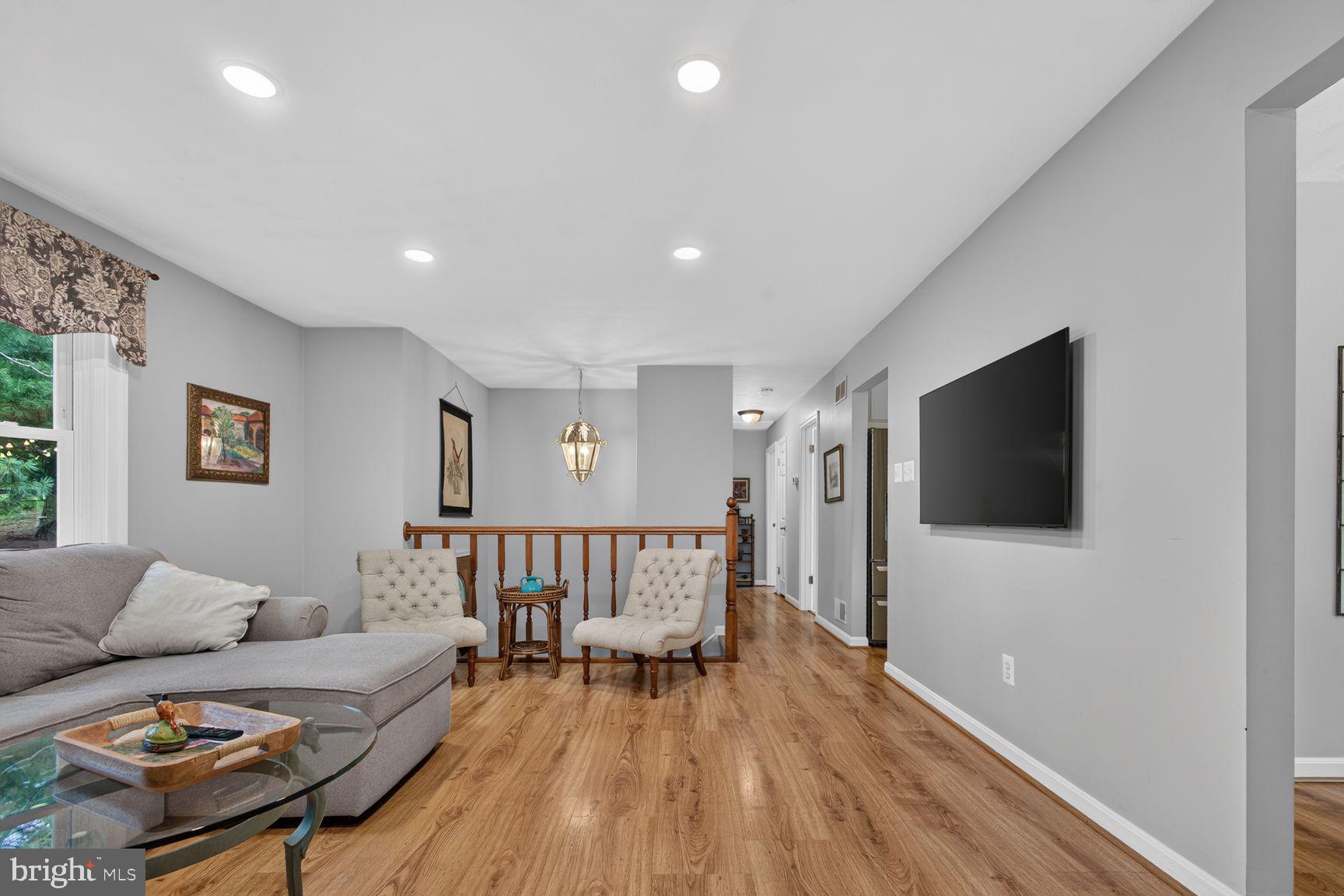 1371 Wesley Road Finksburg, MD 21048 - Photo 6 of 30 Upper Floor Living Room