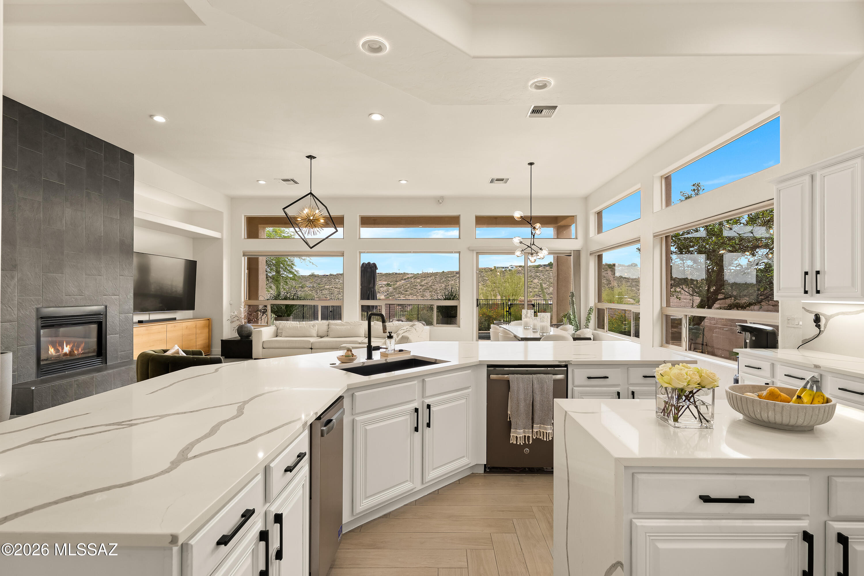 4947 North Bonita Ridge Avenue Tucson, AZ 85750 - Photo 13 of 44 kitchen