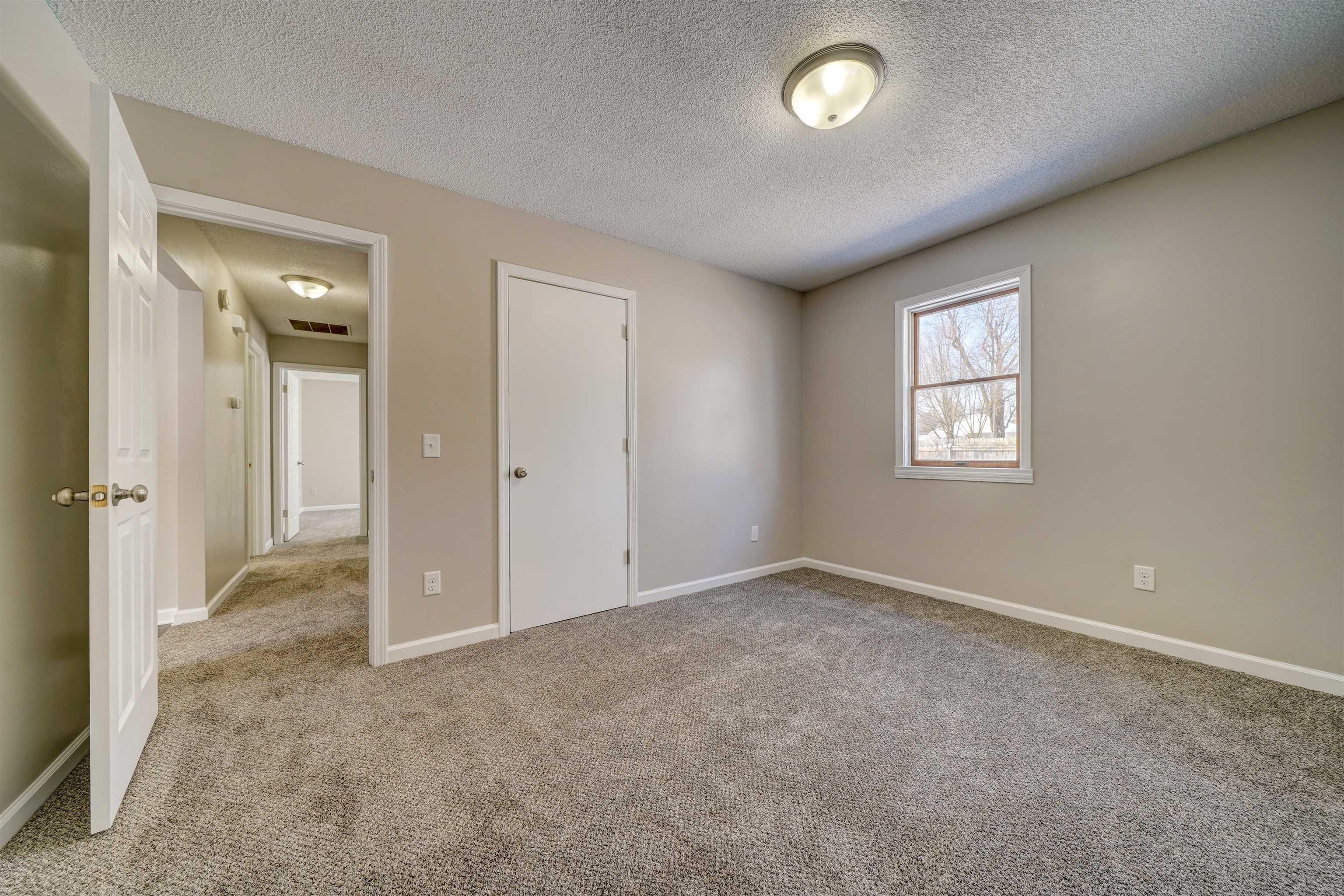 425 North Washington Street Waterloo, IN 46793 - Photo 13 of 36 Gallery Image 13
